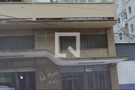 Apartamento para alugar com 135m², 3 quartos e sem vagaFachada