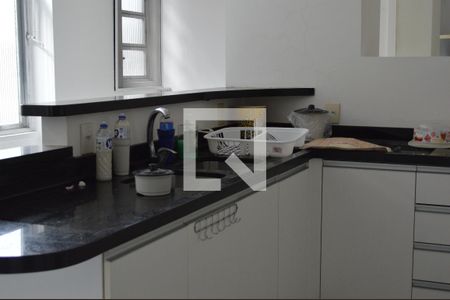 Apartamento para alugar com 135m², 3 quartos e sem vagaCozinha