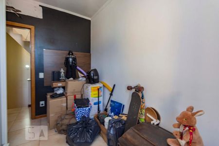 Casa à venda com 246m², 5 quartos e 4 vagas Casa à venda com 246m², 5 quartos e 4 vagasQuarto 3