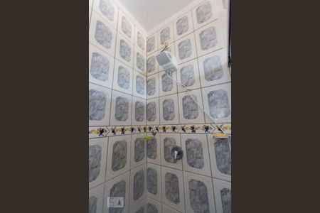 Casa à venda com 246m², 5 quartos e 4 vagas Casa à venda com 246m², 5 quartos e 4 vagasBanheiro