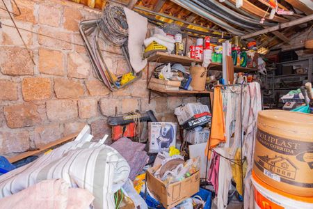 Casa à venda com 246m², 5 quartos e 4 vagas Casa à venda com 246m², 5 quartos e 4 vagasDeposito