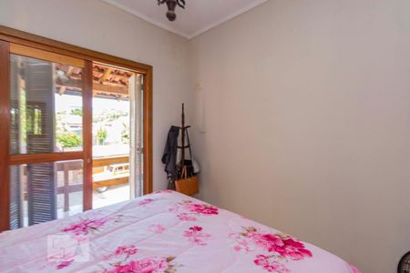 Casa à venda com 246m², 5 quartos e 4 vagas Casa à venda com 246m², 5 quartos e 4 vagasSuíte