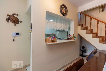 Casa à venda com 246m², 5 quartos e 4 vagas Casa à venda com 246m², 5 quartos e 4 vagasCozinha