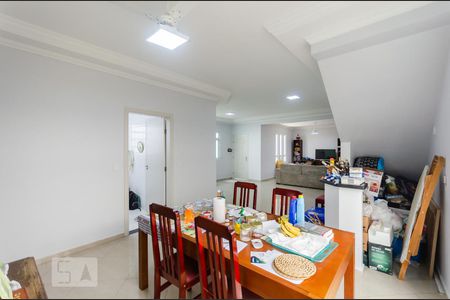 Sala de casa para alugar com 3 quartos, 230m² em Aparecida, Santos