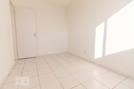 Quarto 1 de apartamento para alugar com 2 quartos, 47m² em São Cristóvão, Rio de Janeiro