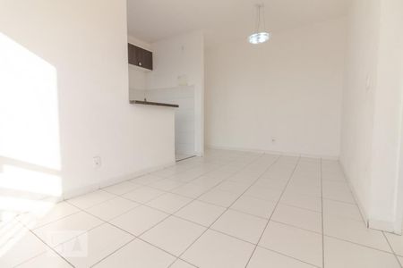 Sala de apartamento para alugar com 2 quartos, 47m² em São Cristóvão, Rio de Janeiro