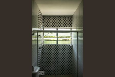 Banheiro  de casa à venda com 4 quartos, 193m² em Vila Sao Paulo, São Paulo