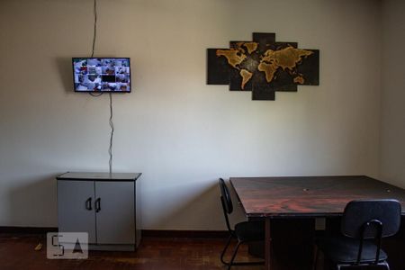 Sala de casa à venda com 4 quartos, 193m² em Vila Sao Paulo, São Paulo