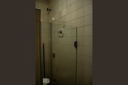 Casa à venda com 193m², 4 quartos e 2 vagasBanheiro de Serviço