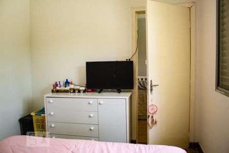 Casa à venda com 193m², 4 quartos e 2 vagasQuarto 2