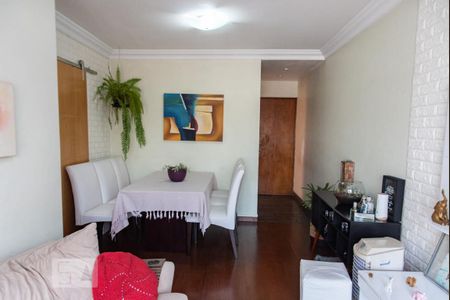 Apartamento à venda com 68m², 3 quartos e 1 vaga Apartamento à venda com 68m², 3 quartos e 1 vagaSala