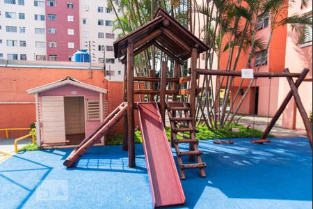 Apartamento à venda com 68m², 3 quartos e 1 vaga Apartamento à venda com 68m², 3 quartos e 1 vagaPlayground