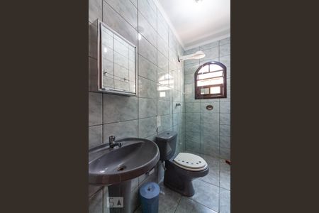 Casa para alugar com 125m², 5 quartos e 2 vagasBanheiro