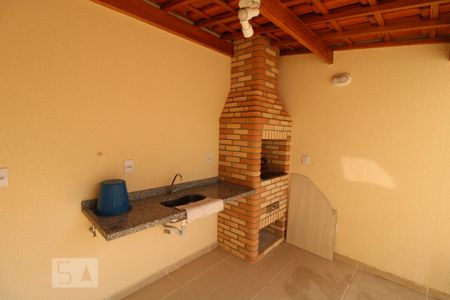 Apartamento para alugar com 32m², 2 quartos e 1 vagaÁrea comum - Churrasqueira