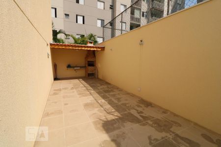 Apartamento para alugar com 32m², 2 quartos e 1 vagaÁrea comum - Churrasqueira