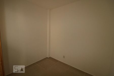 Quarto 2 de apartamento para alugar com 2 quartos, 32m² em Jardim Vila Formosa, São Paulo