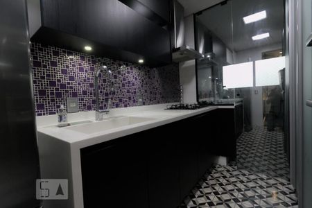 Apartamento à venda com 93m², 2 quartos e 2 vagas Apartamento à venda com 93m², 2 quartos e 2 vagasCozinha