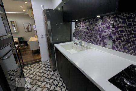 Apartamento à venda com 93m², 2 quartos e 2 vagas Apartamento à venda com 93m², 2 quartos e 2 vagasCozinha