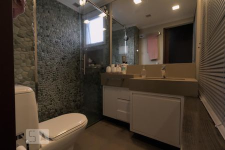 Apartamento à venda com 93m², 2 quartos e 2 vagas Apartamento à venda com 93m², 2 quartos e 2 vagasBanheiro da Suíte