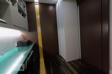 Apartamento à venda com 93m², 2 quartos e 2 vagas Apartamento à venda com 93m², 2 quartos e 2 vagasOffice