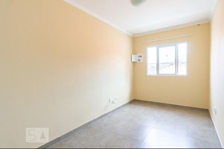 Sala de casa de condomínio para alugar com 1 quarto, 32m² em Vila Romero, São Paulo