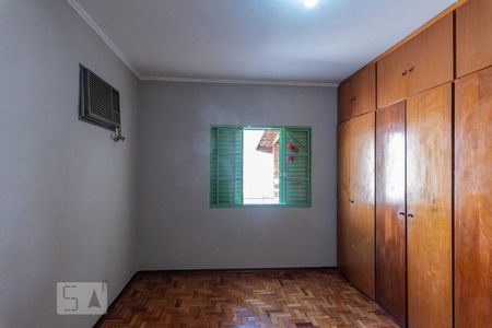 Quarto 1 de casa para alugar com 2 quartos, 119m² em Vila Proost de Souza, Campinas