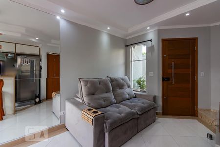 Casa de condomínio para alugar com 79m², 2 quartos e 2 vagas Casa de condomínio para alugar com 79m², 2 quartos e 2 vagasSala