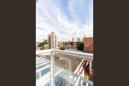 Casa de condomínio para alugar com 79m², 2 quartos e 2 vagas Casa de condomínio para alugar com 79m², 2 quartos e 2 vagasSacada