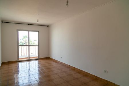 Sala de Apartamento com 2 quartos, 80m² Gopouva