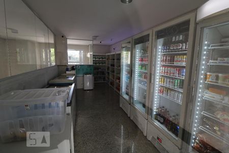 Apartamento à venda com 67m², 3 quartos e 1 vagaMini mercado
