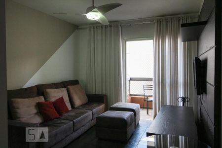 Apartamento para alugar com 107m², 3 quartos e 1 vaga Apartamento para alugar com 107m², 3 quartos e 1 vagaSala