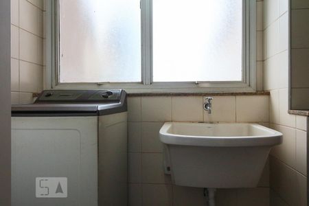 Apartamento para alugar com 107m², 3 quartos e 1 vaga Apartamento para alugar com 107m², 3 quartos e 1 vagaLavanderia