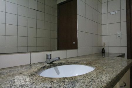 Apartamento para alugar com 107m², 3 quartos e 1 vaga Apartamento para alugar com 107m², 3 quartos e 1 vagaPia