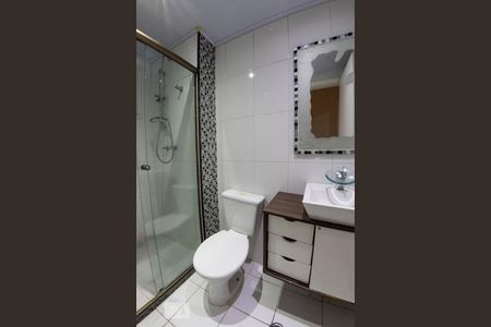 Banheiro de apartamento para alugar com 2 quartos, 54m² em Sítio da Figueira, São Paulo