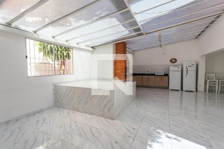 Apartamento para alugar com 54m², 3 quartos e 1 vagaÁrea comum - Salão de festas / churrasqueira 