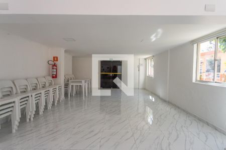 Apartamento para alugar com 54m², 3 quartos e 1 vagaÁrea comum - Salão de festas / churrasqueira 