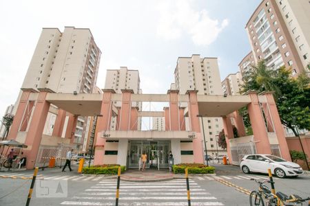 Apartamento à venda com 72m², 3 quartos e 1 vagaFachada