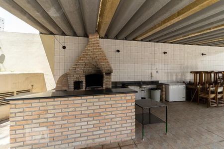 Apartamento à venda com 140m², 3 quartos e 4 vagasChurrasqueira