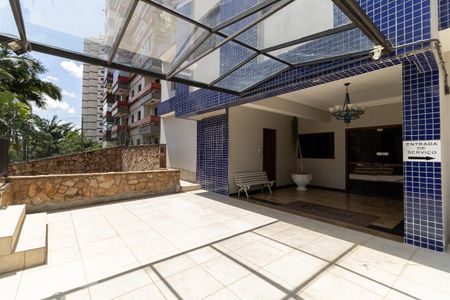 Apartamento à venda com 140m², 3 quartos e 4 vagasEntrada