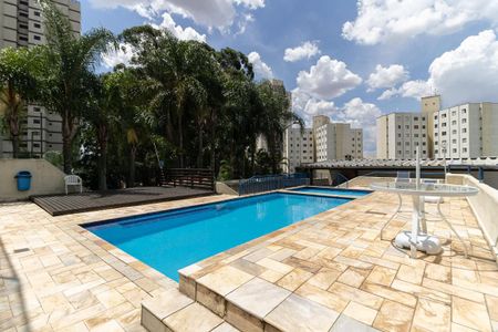 Apartamento à venda com 140m², 3 quartos e 4 vagasPiscina
