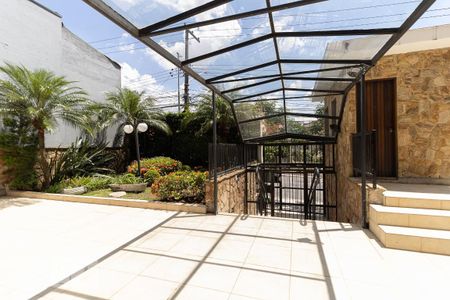 Apartamento à venda com 140m², 3 quartos e 4 vagasEntrada