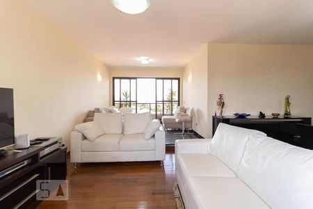 Sala de apartamento à venda com 3 quartos, 140m² em Vila Brasilina, São Paulo