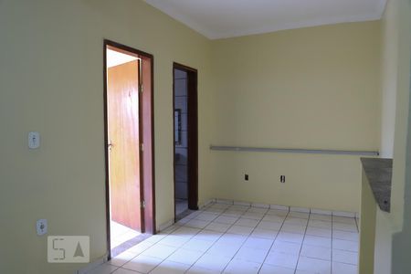 Sala/Cozinha de apartamento para alugar com 2 quartos, 50m² em  Taguatinga, Brasília
