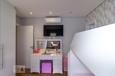 Casa à venda com 250m², 4 quartos e 2 vagasSuíte 4