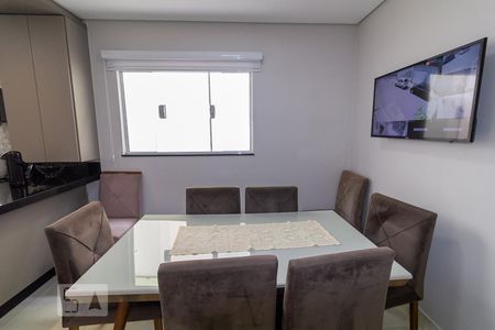 Casa à venda com 250m², 4 quartos e 2 vagasCopa