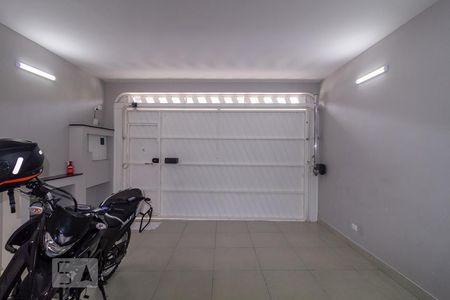 Casa à venda com 250m², 4 quartos e 2 vagasGaragem