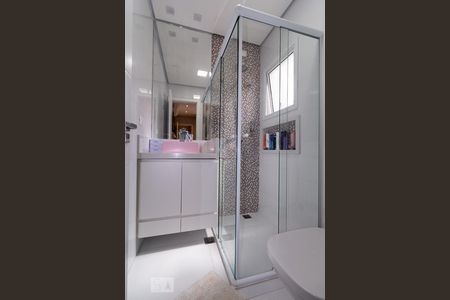 Casa à venda com 250m², 4 quartos e 2 vagasBanheiro da Suíte 4