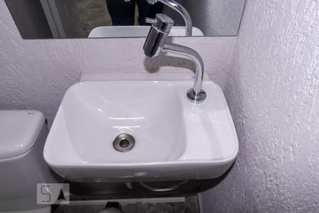 Casa à venda com 250m², 4 quartos e 2 vagasBanheiro da Suíte 1