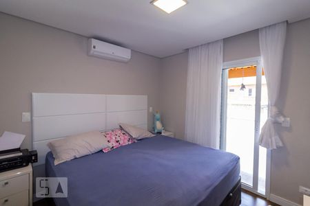 Casa à venda com 250m², 4 quartos e 2 vagasSuíte 2