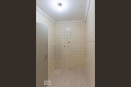 Casa para alugar com 70m², 1 quarto e sem vaga Casa para alugar com 70m², 1 quarto e sem vagaBanheiro